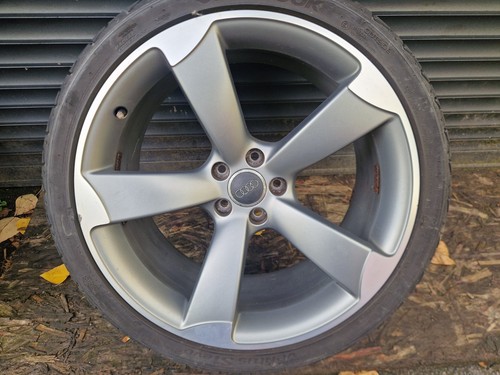 Genuine audi rs4 - 1,
